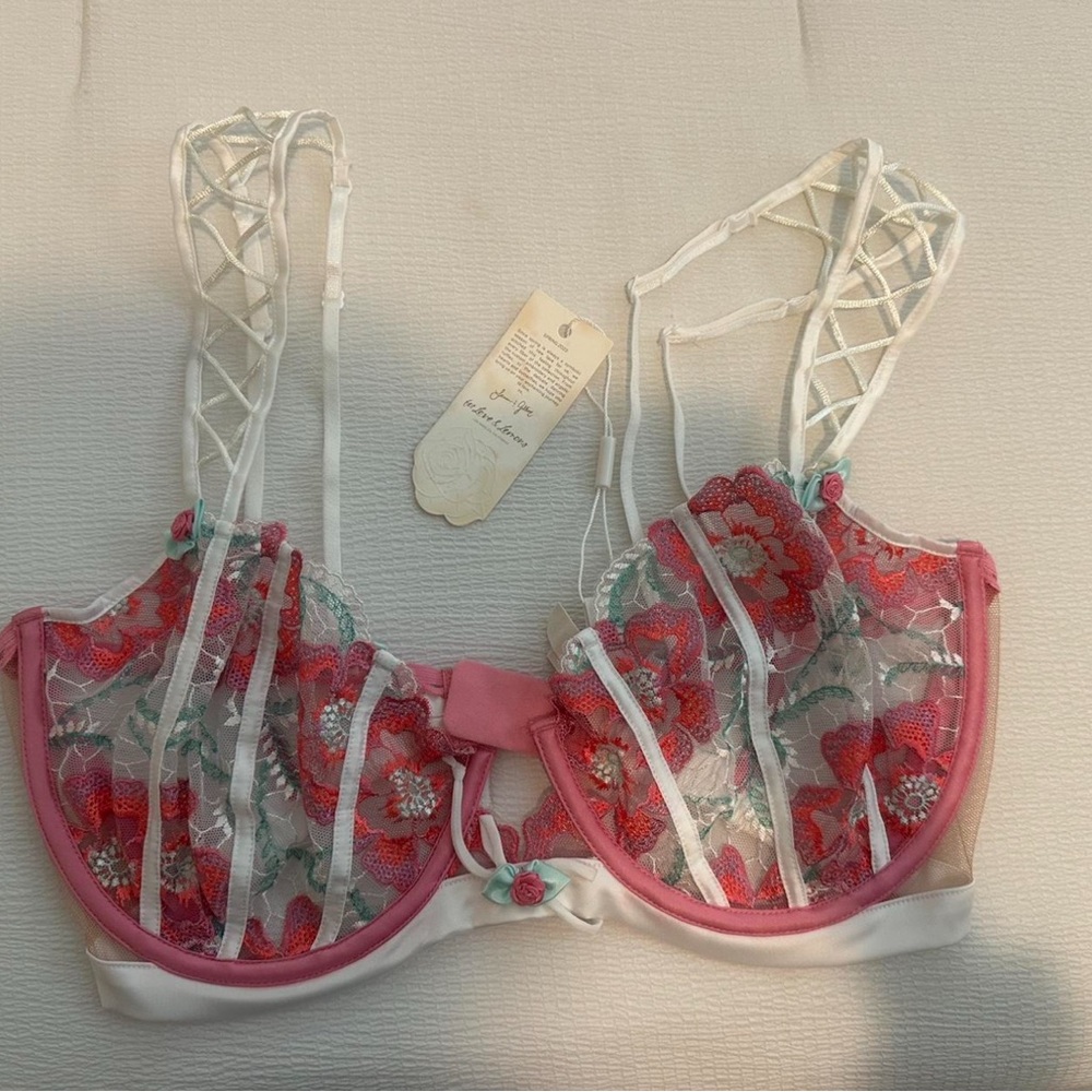 'For Love and Lemons' Spring 2023 floral bra never worn size 36DD